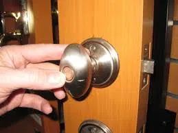 Locksmith Master Store St Louis, MO 314-513-0045 - door-unlock